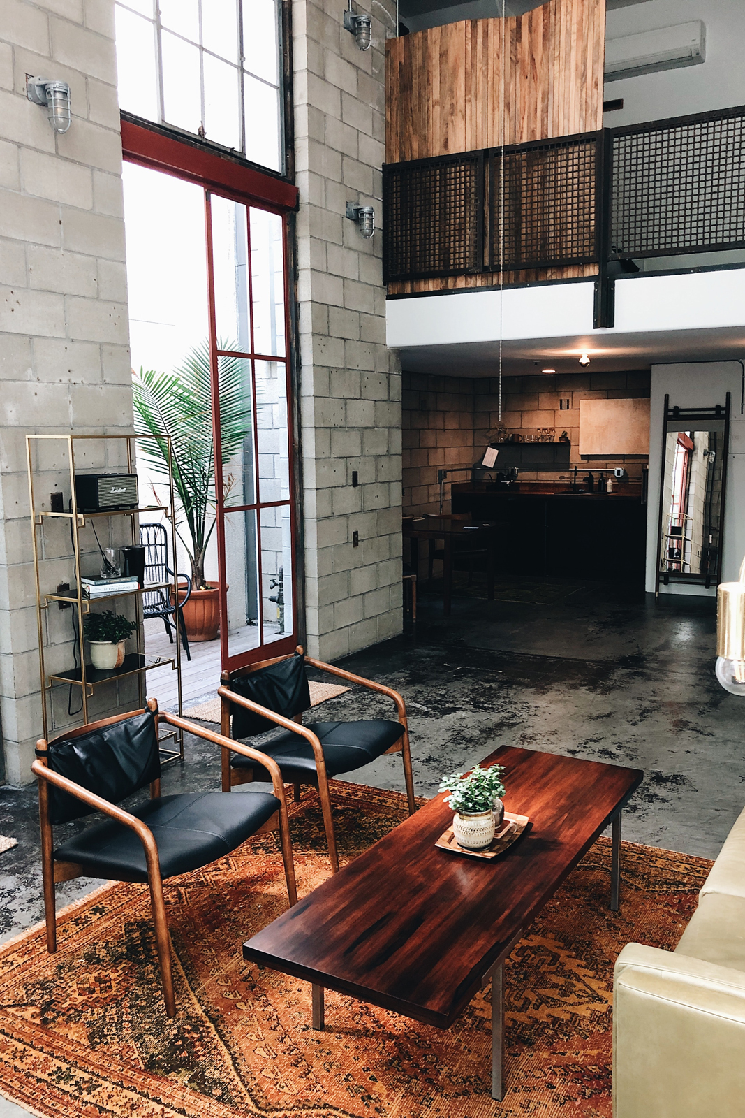Desain Interior Rumah Industrial
